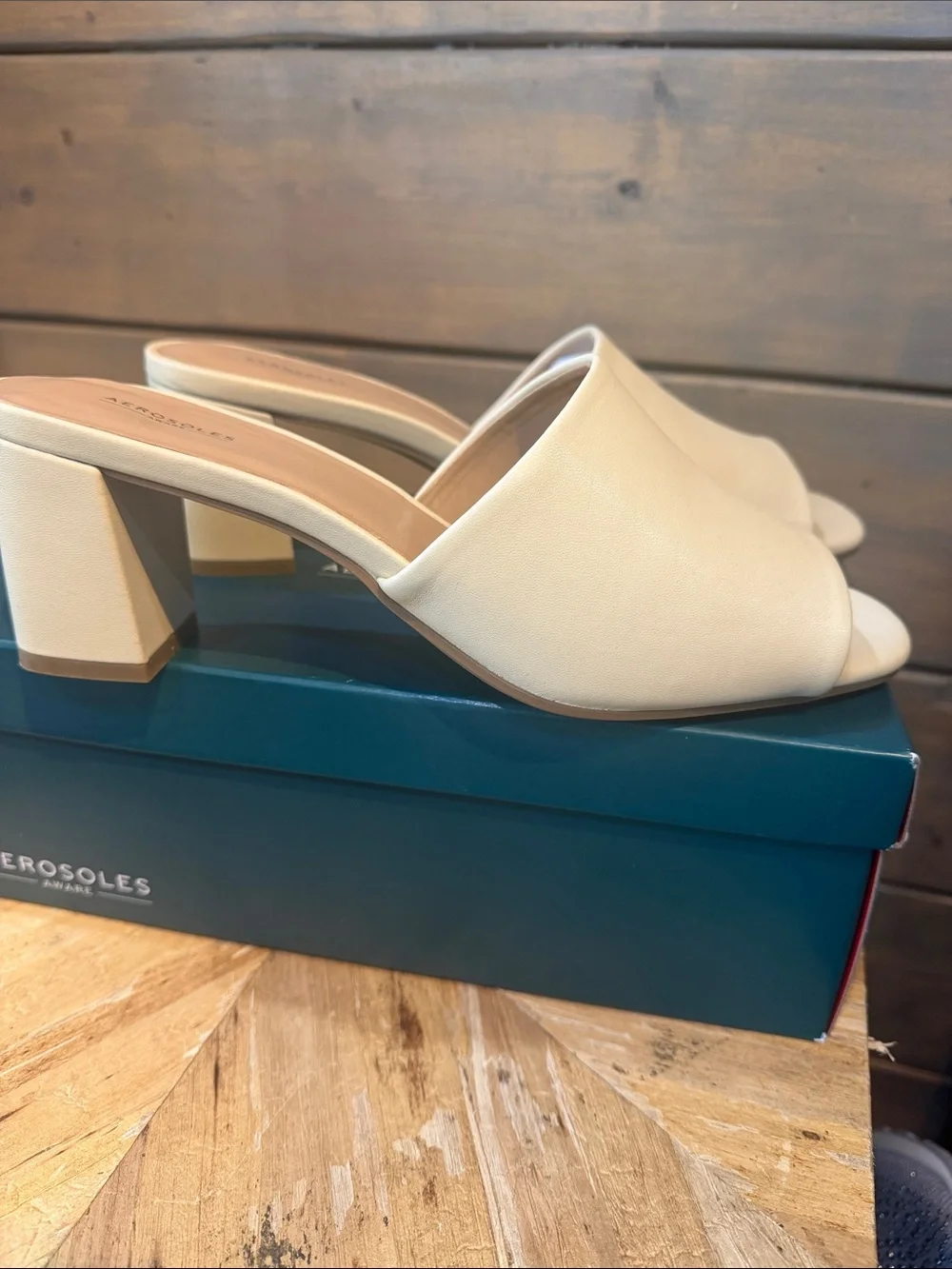 AEROSOLES Cream Open-Toe Block Heel Mules
